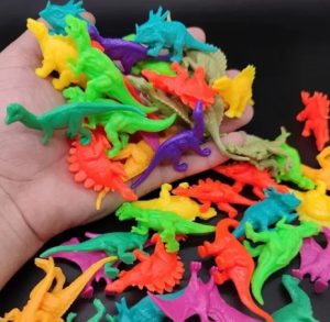 Pack De 10 Dinosaurios Expandibles Con El Agua